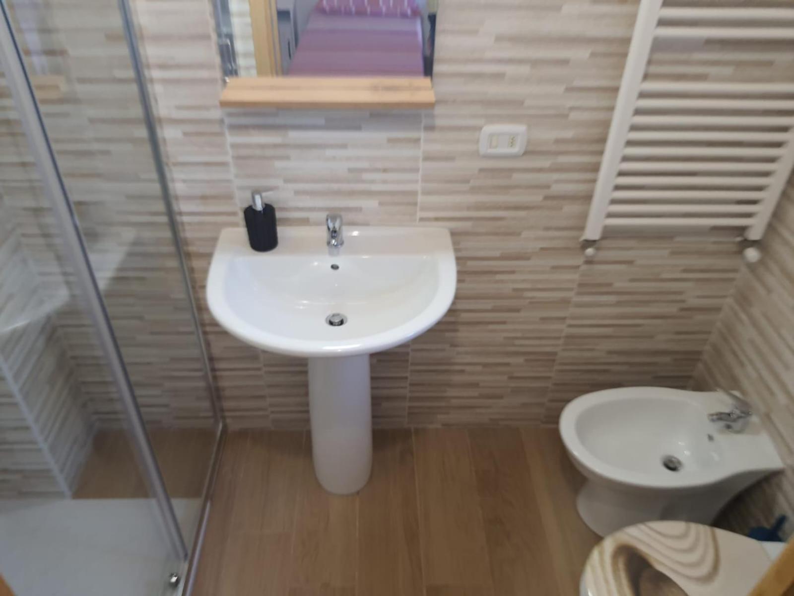 Casa Paradigna Parma Exteriör bild